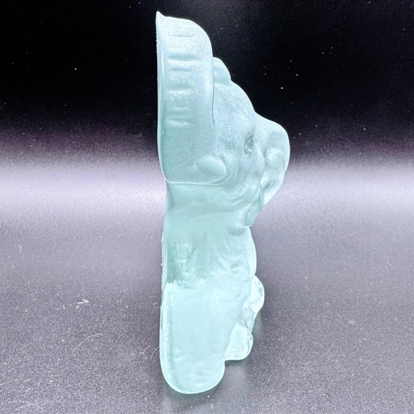 Viking Glass Elephant Head Figurine Frosted Blue Satin Art Glass Handmade USA - Picture 3 of 7